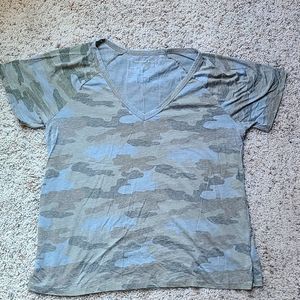 American Eagle - Juniors Camouflage SS T-shirt